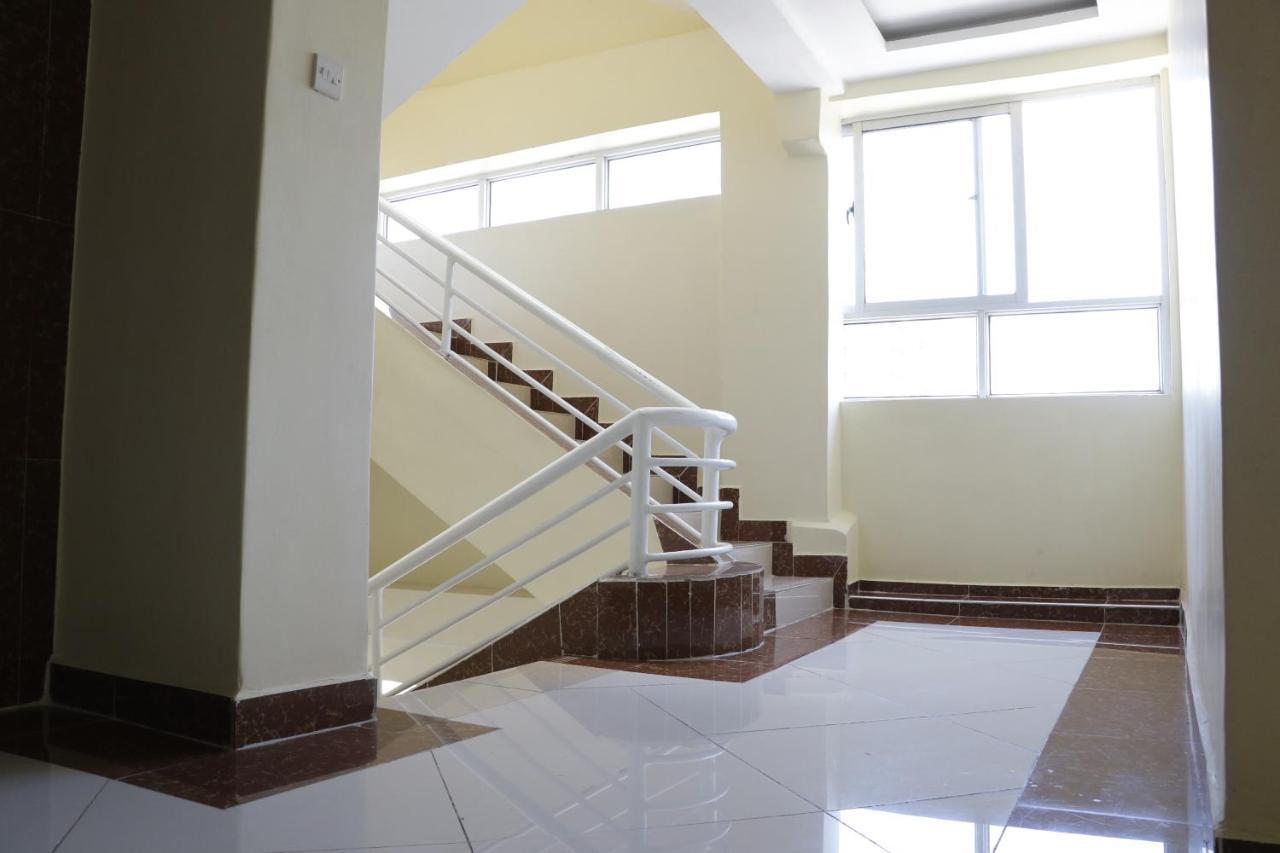 Claire De Lune Moonlight Hotel Nakuru Exterior foto